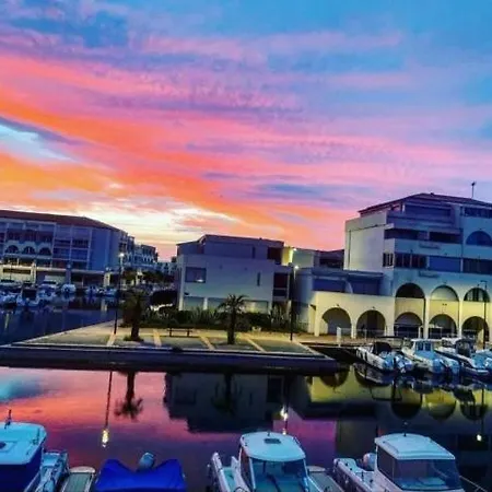 Climatise 200 M Parking Διαμέρισμα